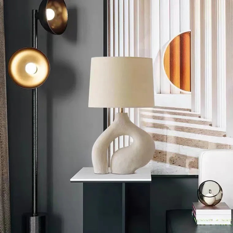 Modern Nordic Minimalist Creative Desk Lamp Lighting Fixtures