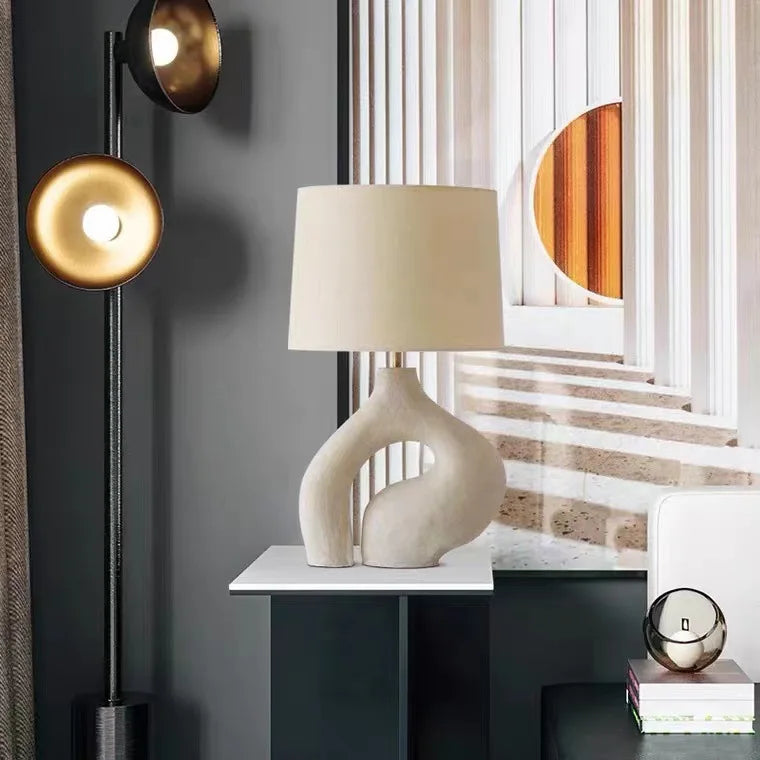 Modern Nordic Minimalist Creative Desk Lamp Lighting Fixtures